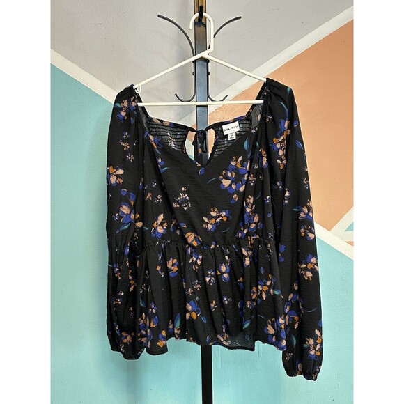 Ava & Viv Womens 2x Plus Size Blouse Shirt Top Black Floral Smocked L/S Pullover - Picture 1 of 7
